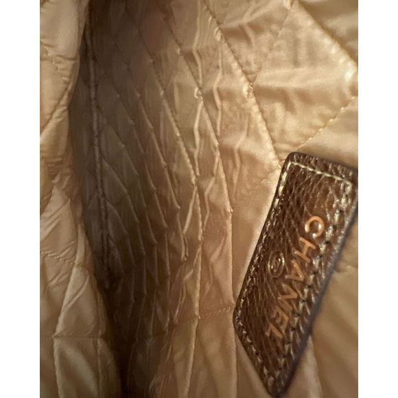 Chanel Fold Over Boy Clutch Bag in Gold Leather - Picture 12 of 12